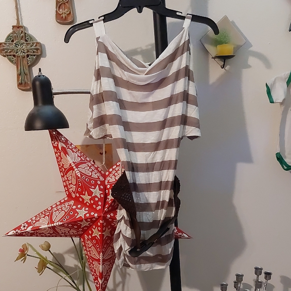 Classic Y2K Cold Shoulder Striped Semi Sheer Tee With Belt